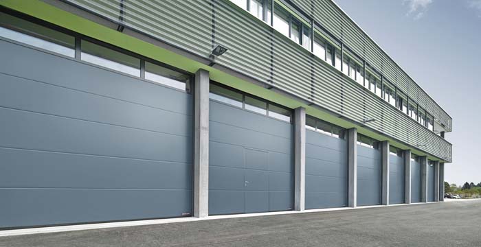hoermann_produkte_industrie_sectionaltore_vorschau_700x360