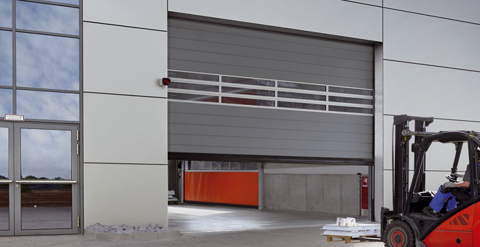 hoermann_produkte_schnelllauftore_vorschau_700x360